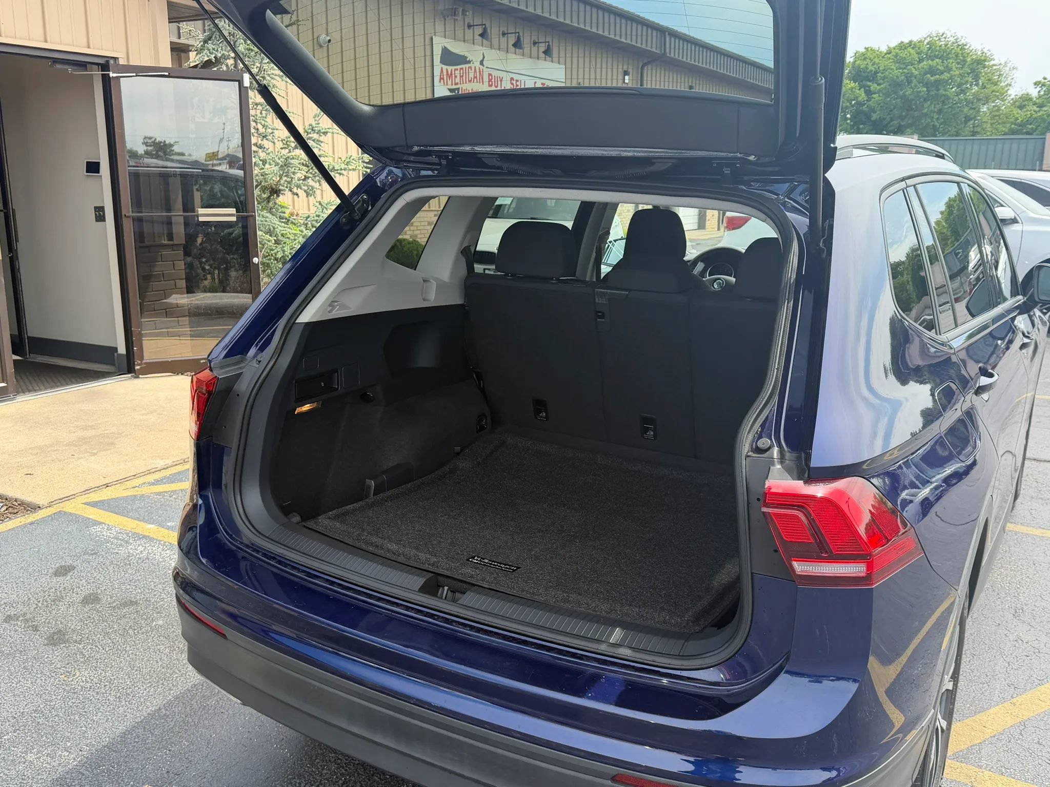 Used 2021 Volkswagen Tiguan S AWD/4WD image 54