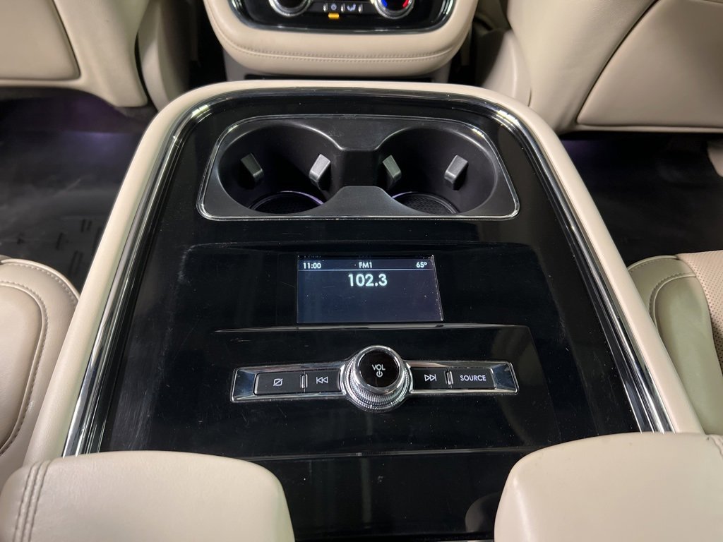 Used 2019 Lincoln Navigator L Reserve image 39