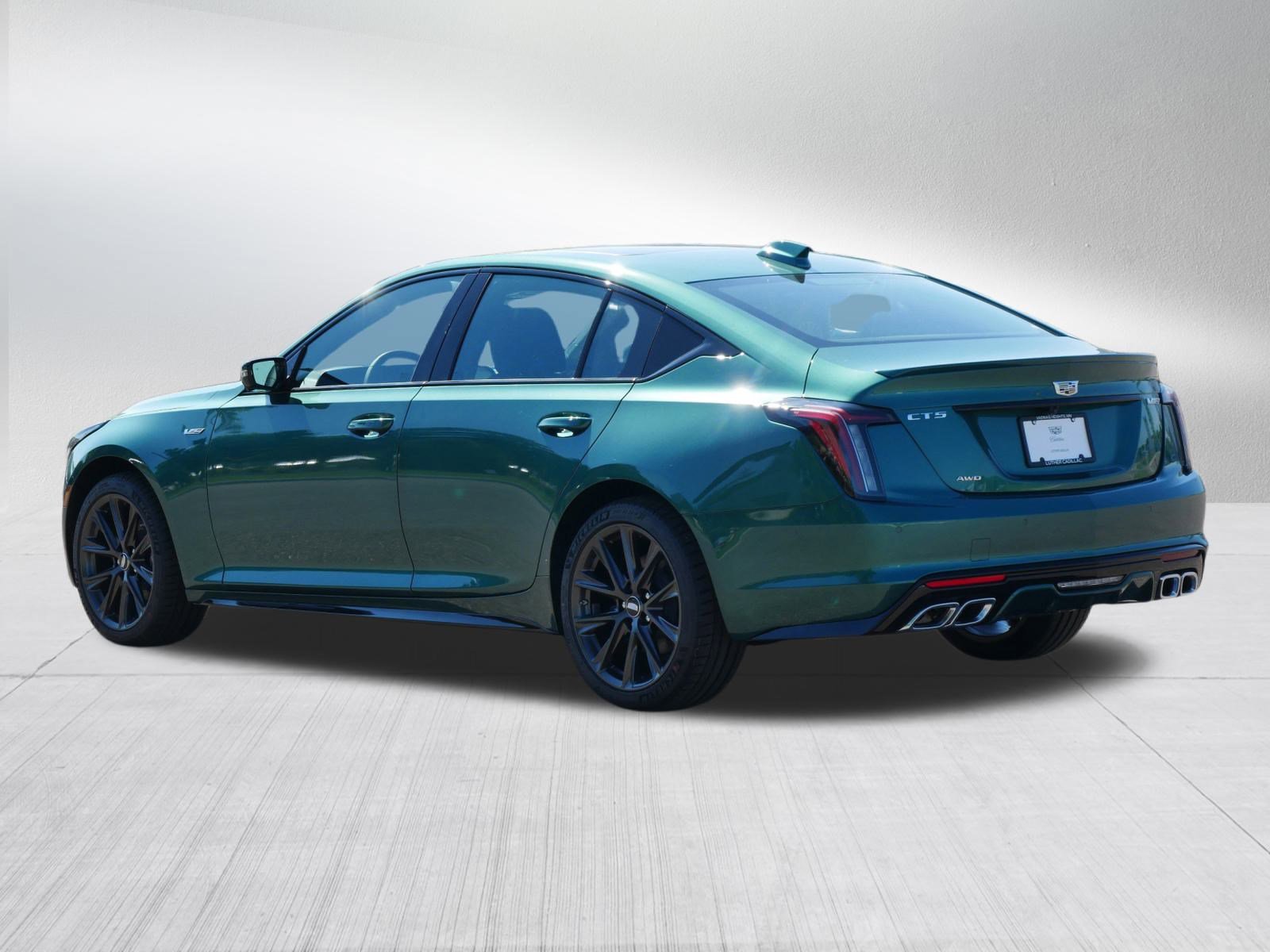 New 2026 Cadillac CT5 V image 4