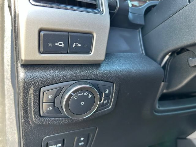Used 2020 Ford F150 Lariat AWD/4WD image 28