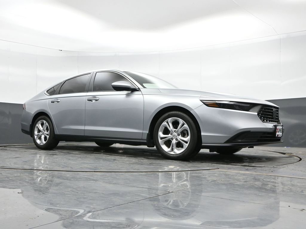 Used 2024 Honda Accord LX image 41