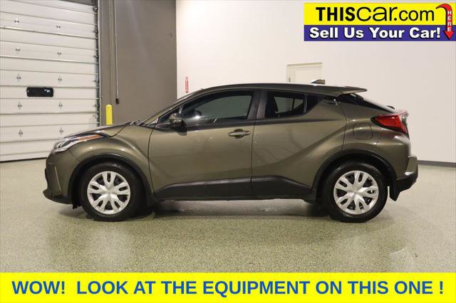 Used 2021 Toyota C-HR LE FWD image 5