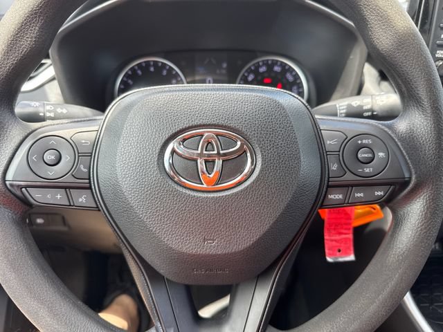 Used 2019 Toyota RAV4 LE AWD/4WD image 27