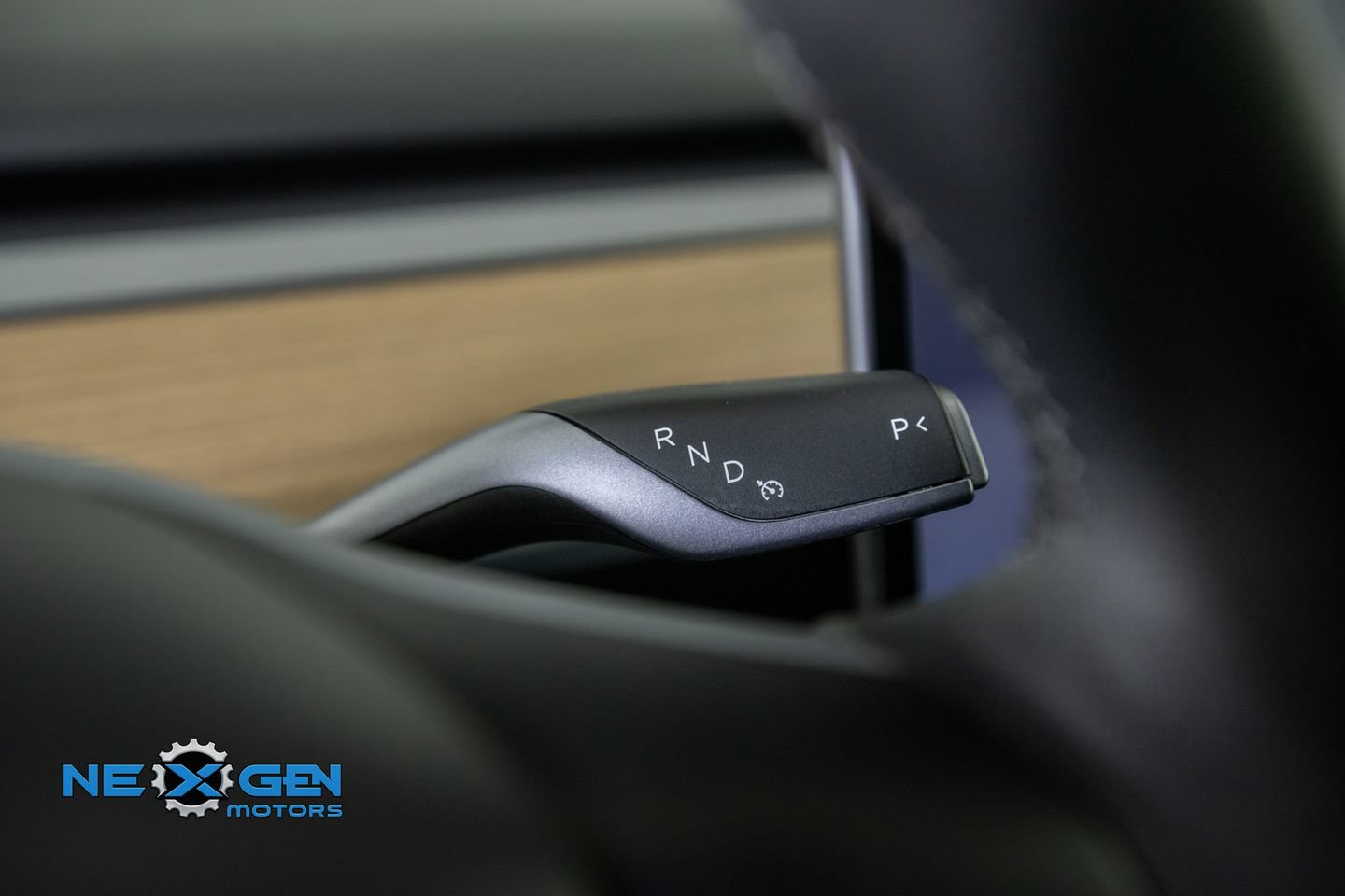 Used 2025 Tesla Model Y Performance AWD/4WD image 16
