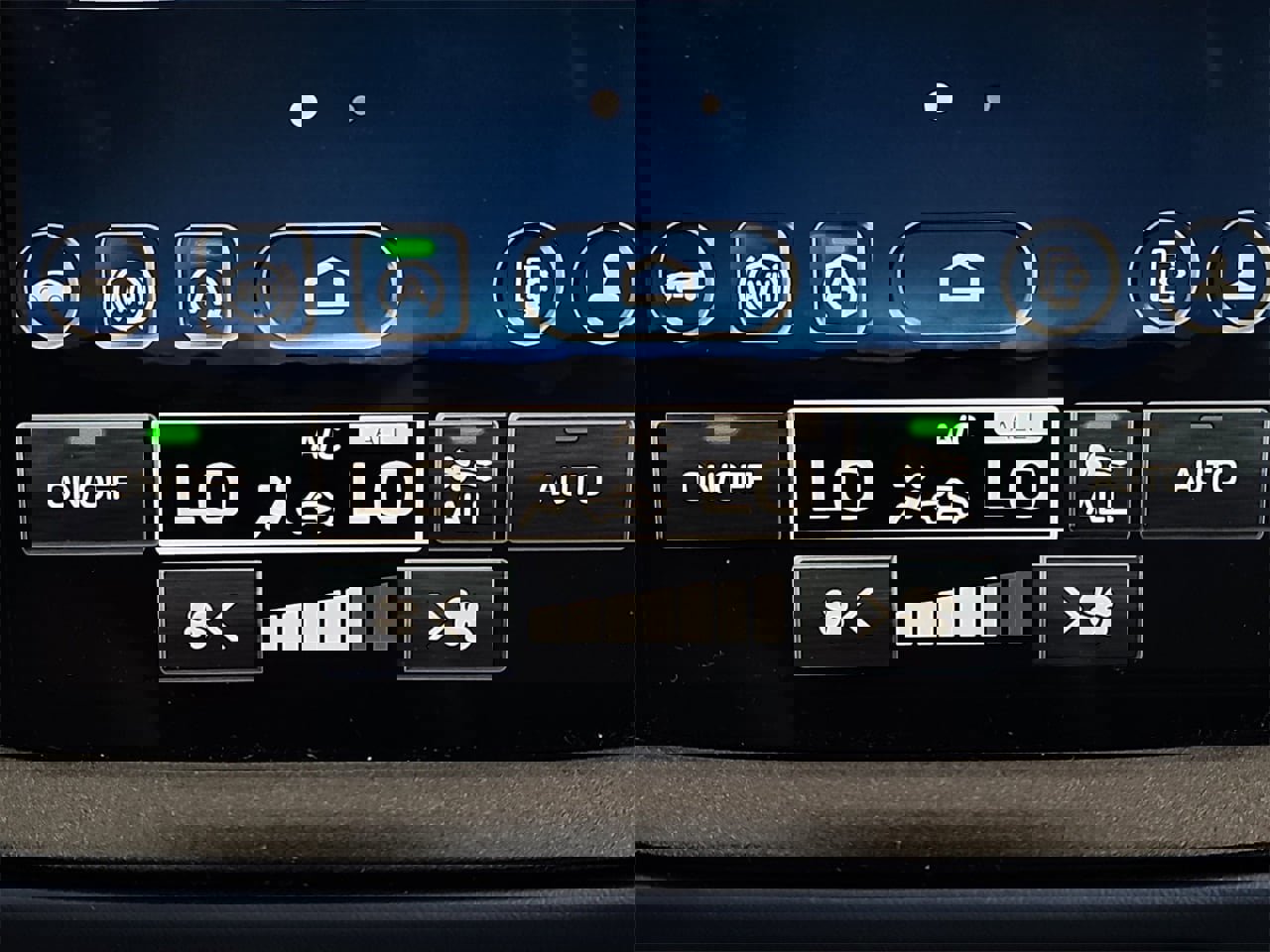 Used 2025 Subaru Crosstrek 2.5i Wilderness w/ Crosstrek Mirror Package image 19