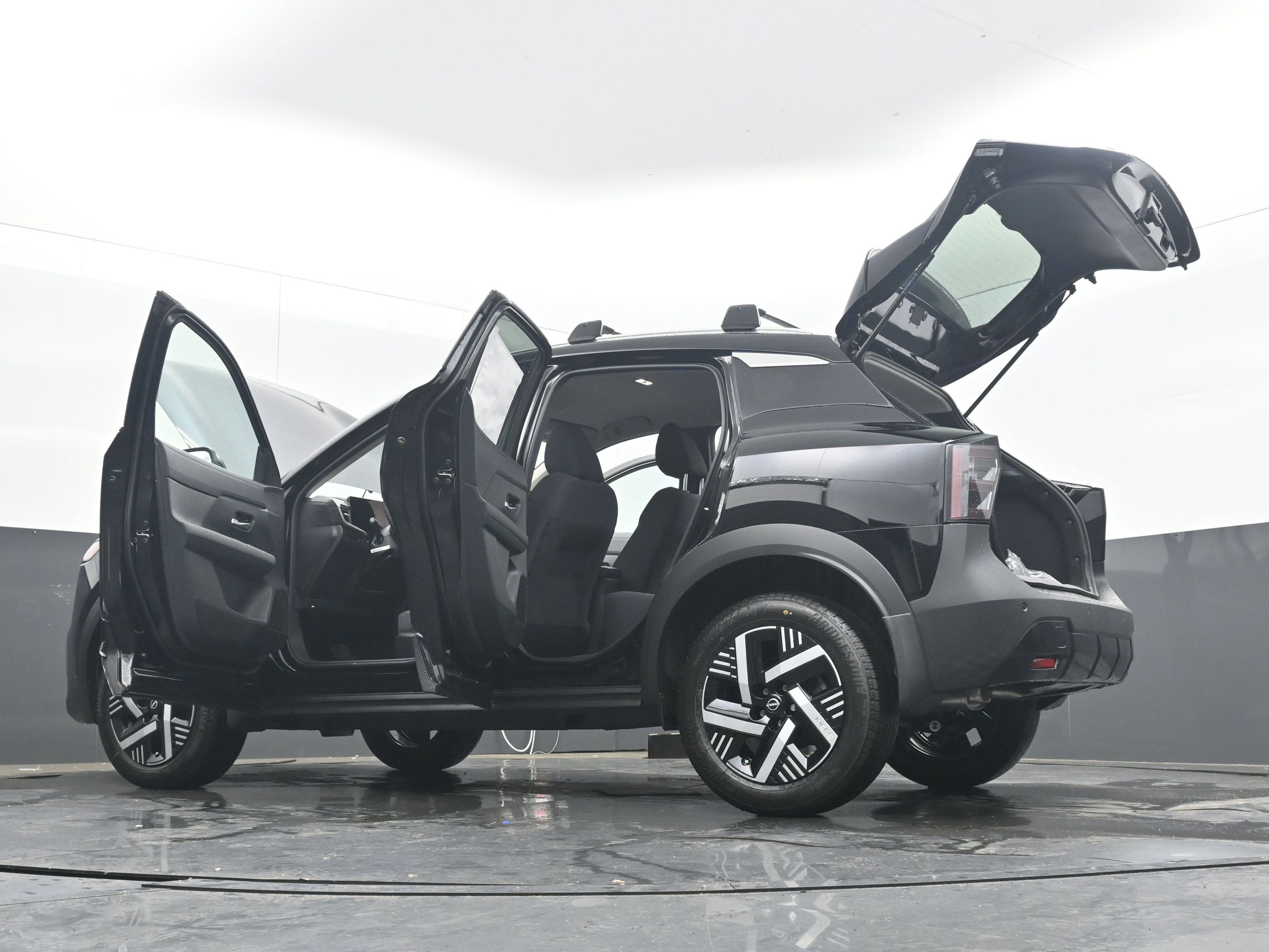 New 2026 Nissan Kicks SV FWD image 42