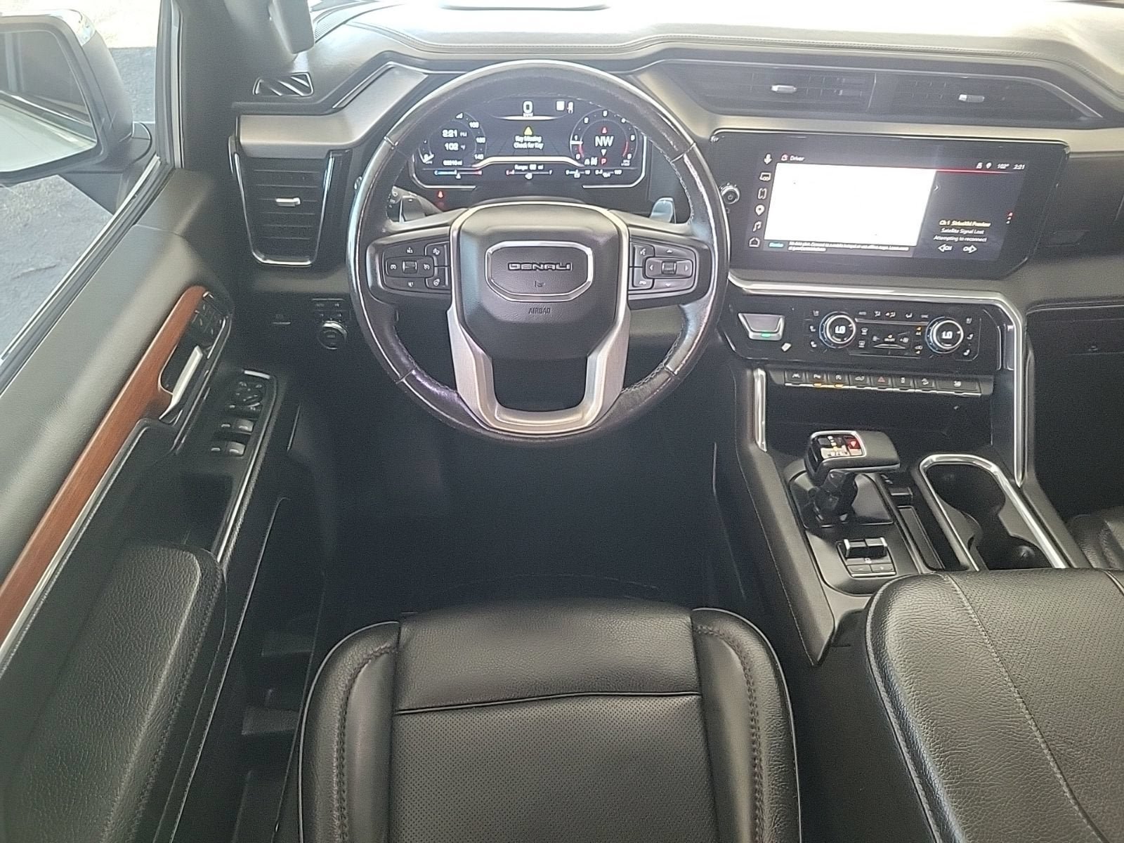 Certified 2023 GMC Sierra 1500 Denali w/ Technology Package AWD/4WD image 17