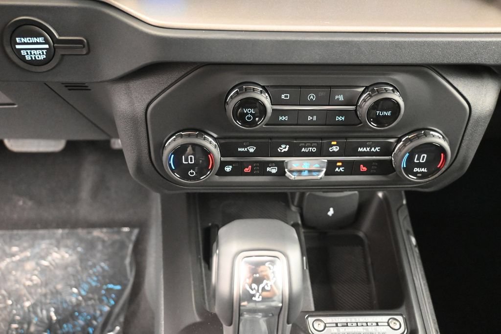 New 2026 Ford Bronco Outer Banks AWD/4WD image 3