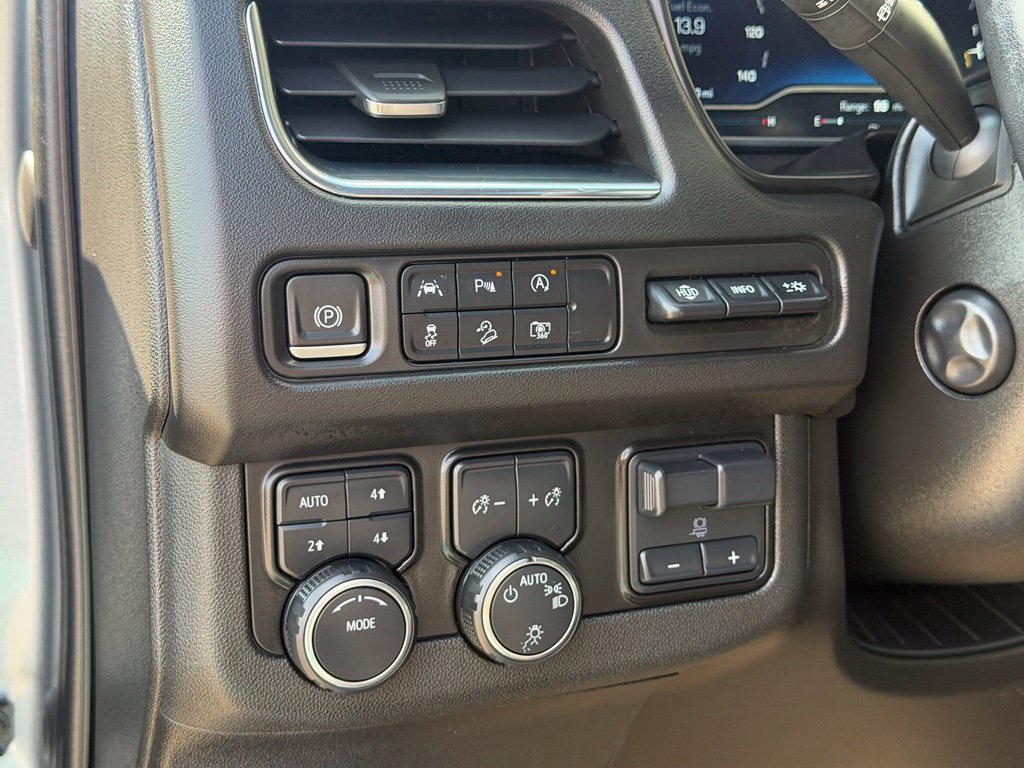Used 2023 Chevrolet Suburban High Country w/ Max Trailering Package AWD/4WD image 25