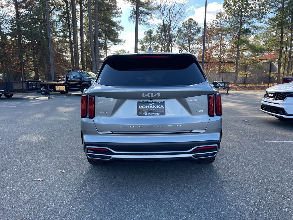 Certified 2022 Kia Sorento SX image 6