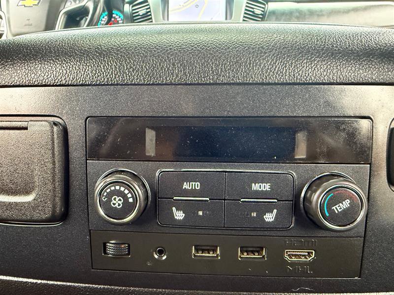 Used 2019 Chevrolet Suburban Premier image 25