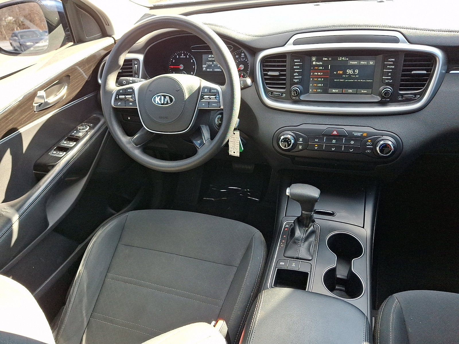 Used 2019 Kia Sorento LX image 14