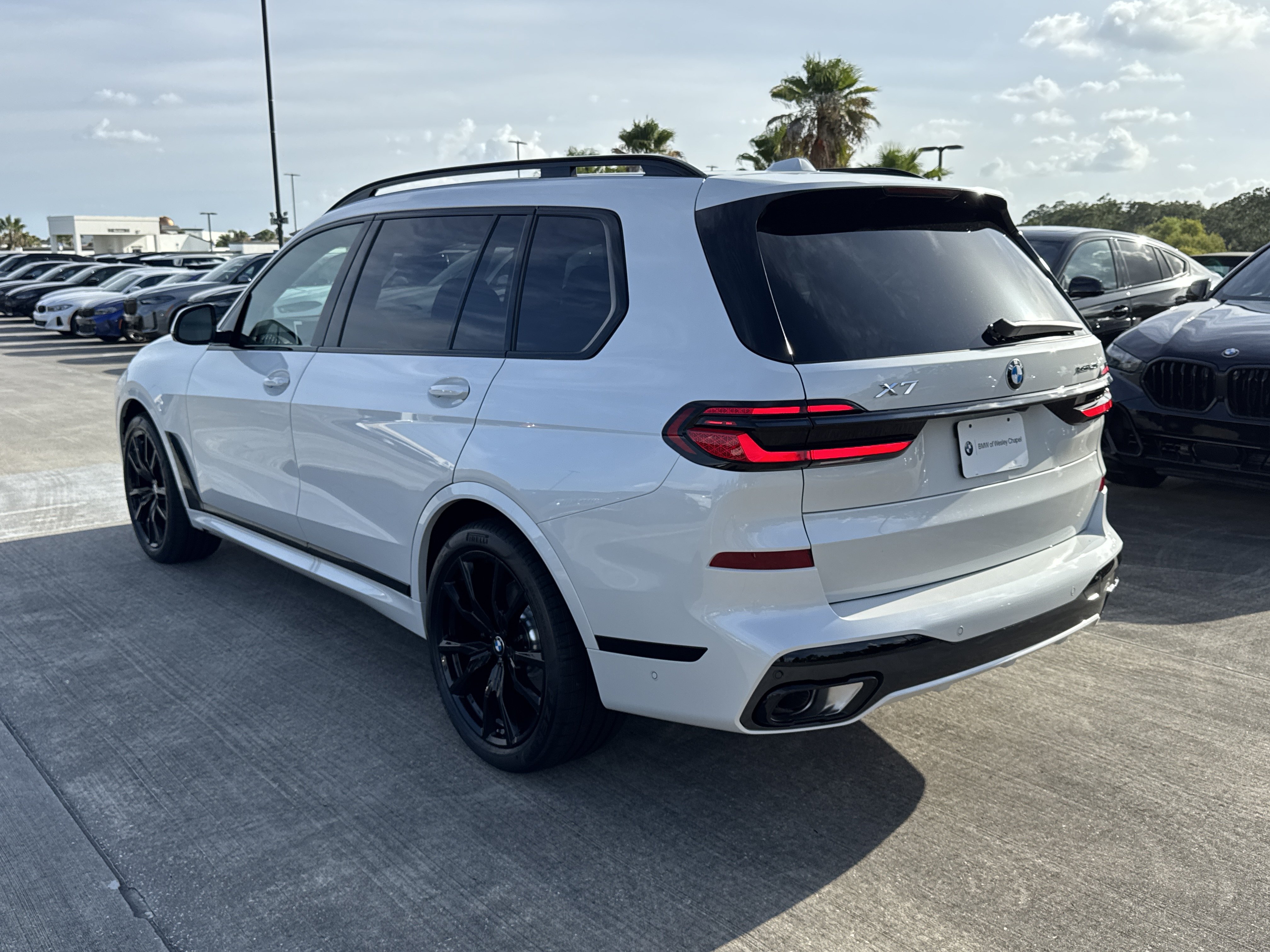 New 2027 BMW X7 xDrive40i w/ Executive Package AWD/4WD image 5