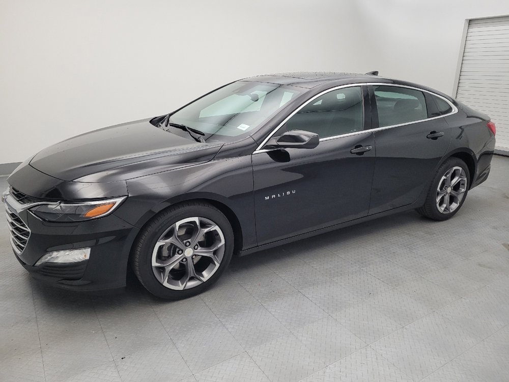 Used 2024 Chevrolet Malibu LT FWD image 2