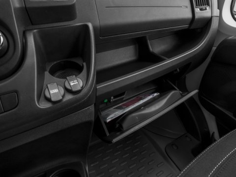 Used 2016 RAM ProMaster 1500 w/ Interior Convenience Group image 18