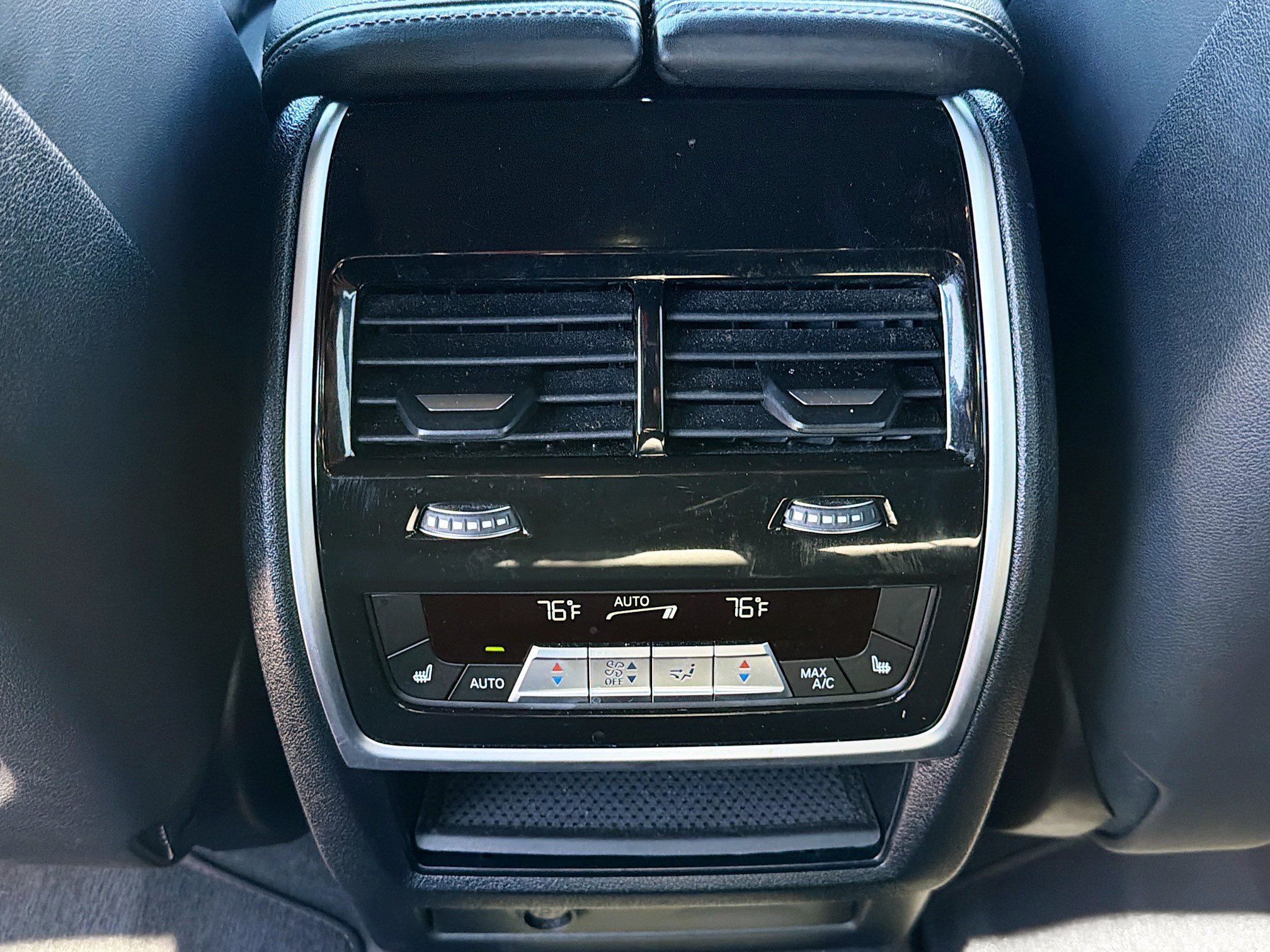 Used 2024 BMW X7 M60i w/ Executive Package AWD/4WD image 19