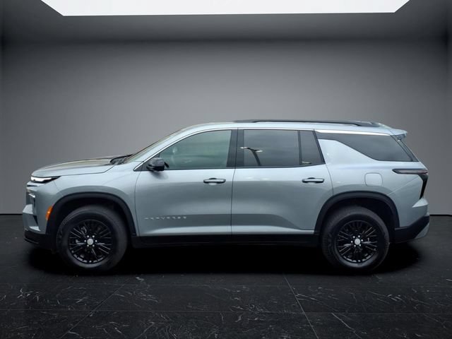 Used 2026 Chevrolet Traverse LT w/ Driver Confidence Package FWD image 4