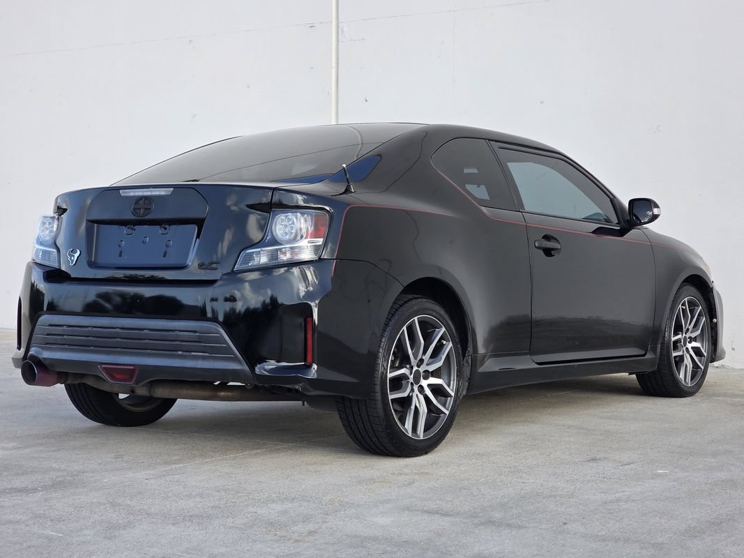 Used 2015 Scion tC FWD image 5