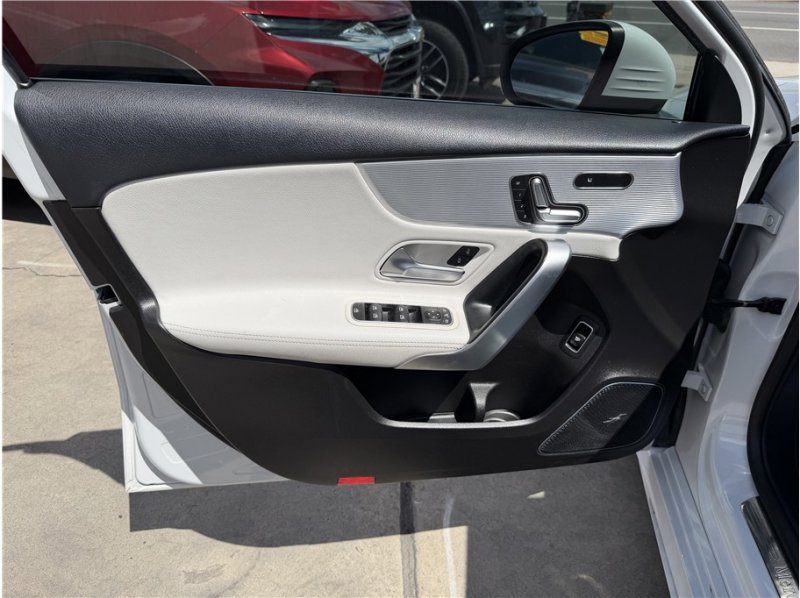 Used 2020 Mercedes-Benz A 220 image 17