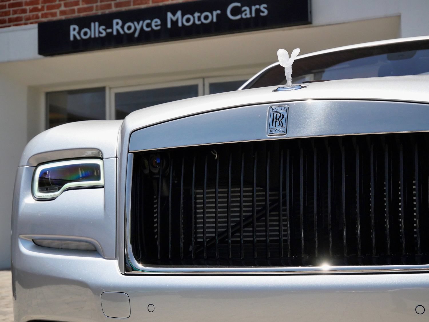 Certified 2021 Rolls-Royce Dawn RWD image 23