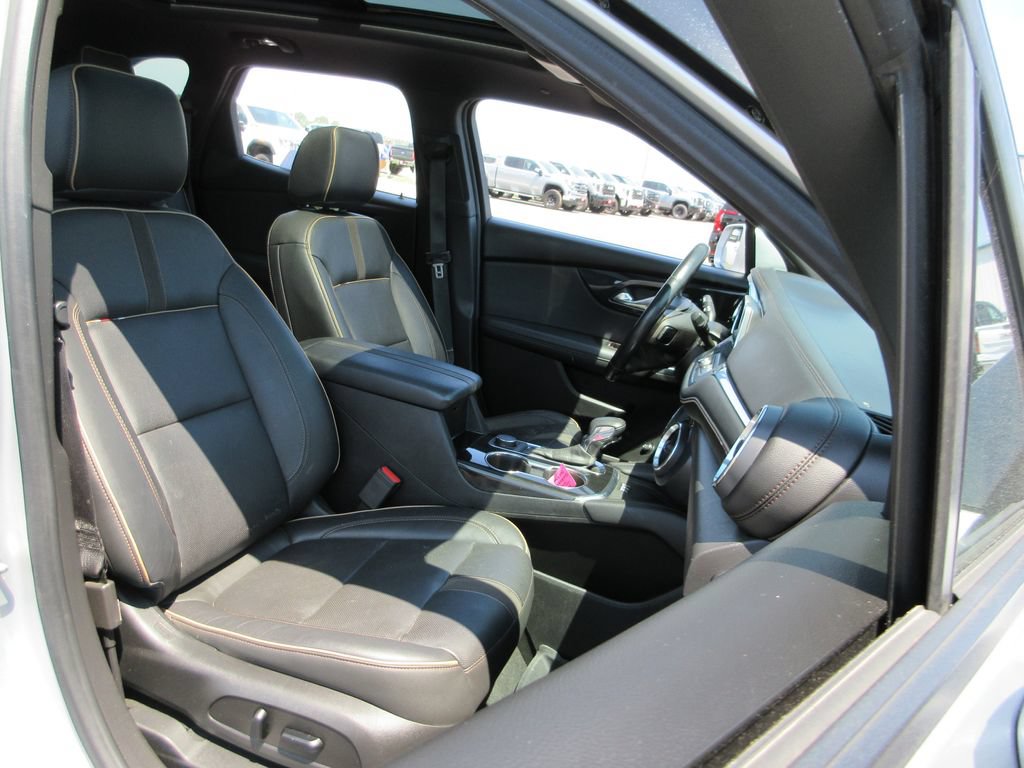 Certified 2020 Chevrolet Blazer Premier w/ Driver Confidence II Package FWD image 24