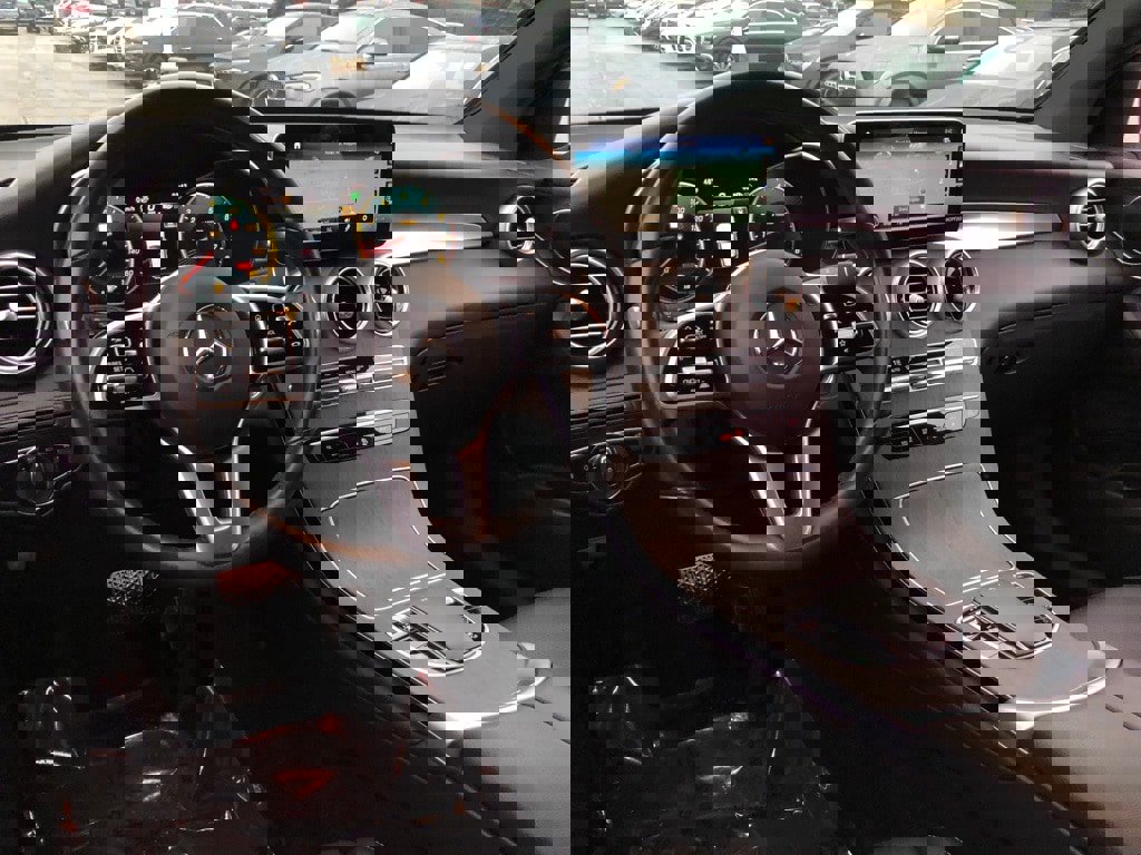 Used 2022 Mercedes-Benz GLC 300 GLC 300 w/ Driver Assistance Package image 15