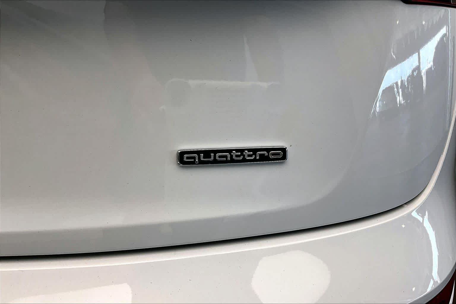 Used 2022 Audi Q5 2.0T Premium Plus w/ Premium Plus Package AWD/4WD image 10