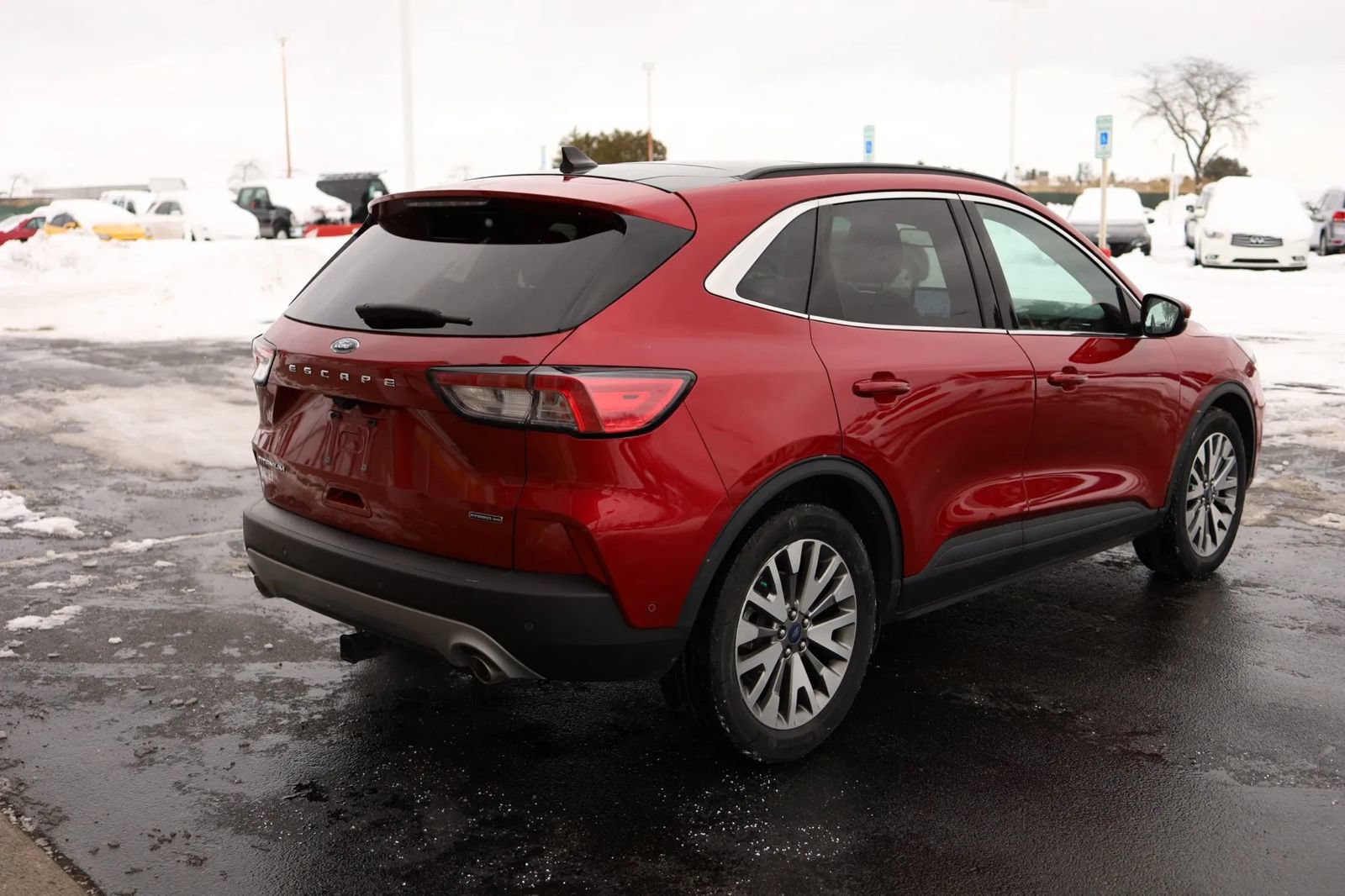 Used 2020 Ford Escape Titanium AWD/4WD image 5