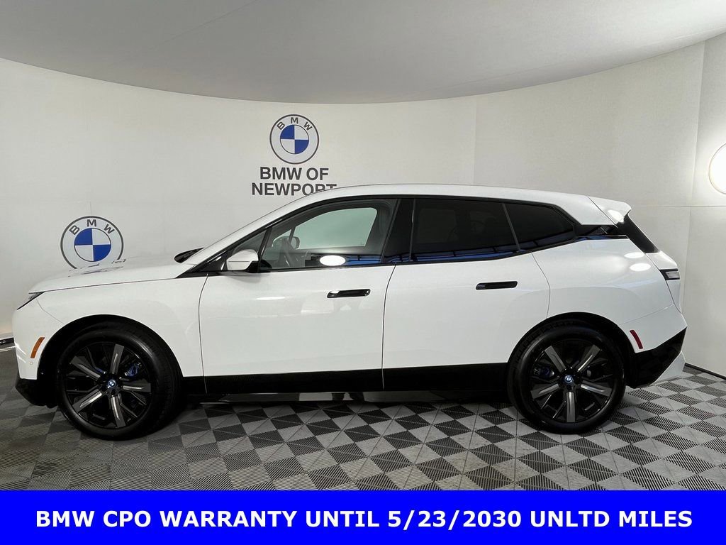 Certified 2025 BMW iX xDrive50 image 3