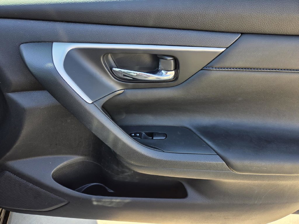 Used 2018 Nissan Altima 2.5 SR w/ SR Special Edition FWD image 6