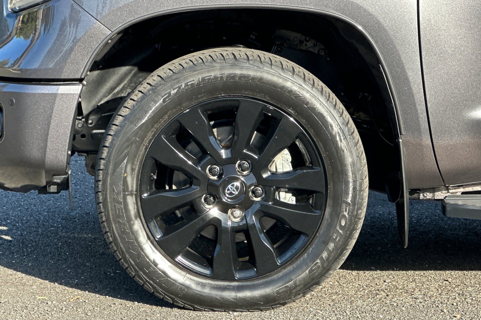 Used 2021 Toyota Tundra Limited w/ Limited Premium Package image 24