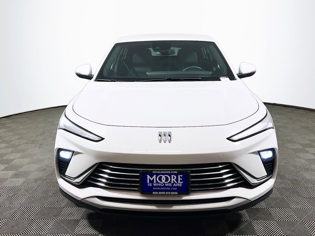 Used 2024 Buick Envista Preferred w/ Convenience II Package image 3