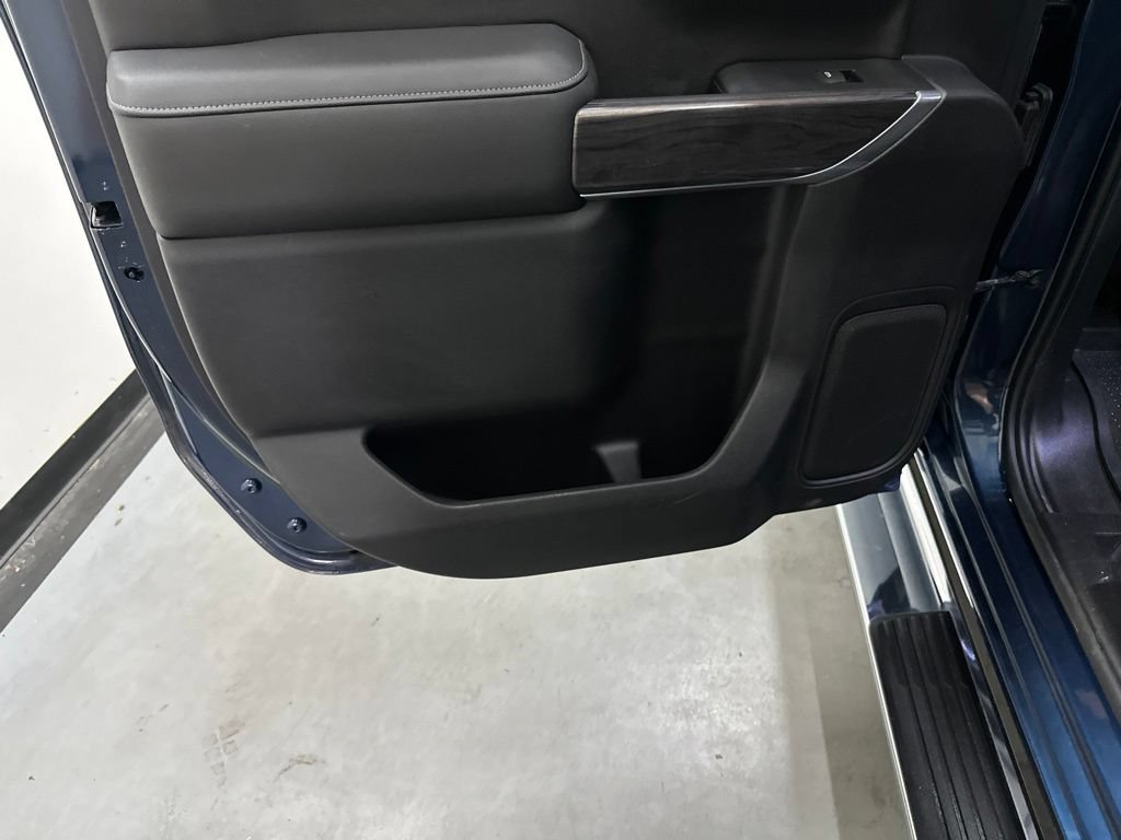 Used 2019 Chevrolet Silverado 1500 LTZ w/ LTZ Texas Edition RWD image 55
