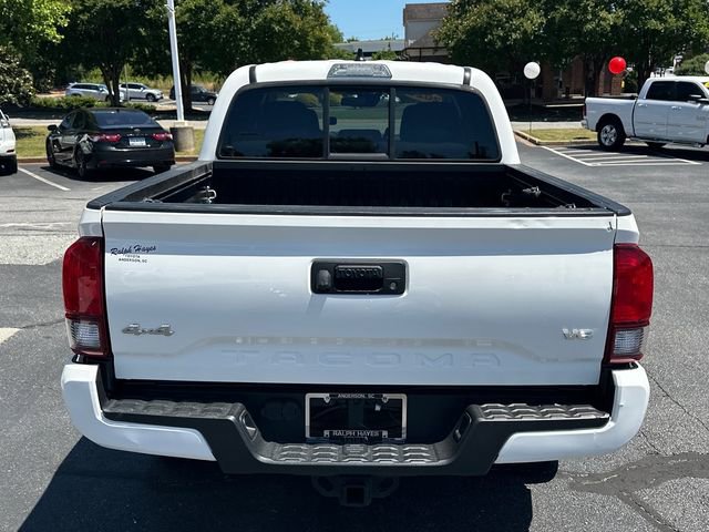 Used 2020 Toyota Tacoma SR AWD/4WD image 4