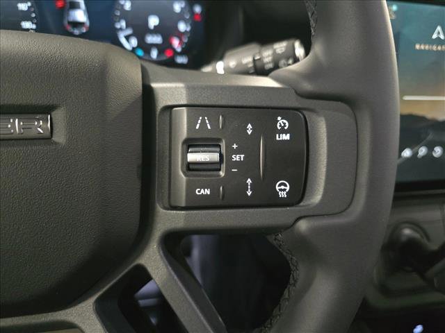 New 2026 Land Rover Defender 110 X-Dynamic SE AWD/4WD image 17