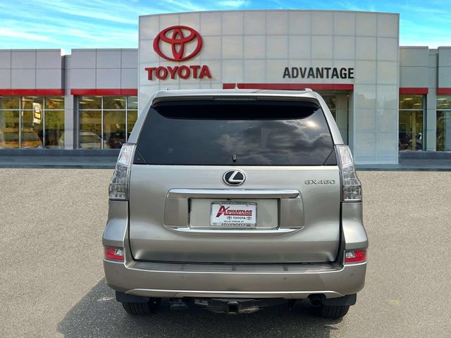 Used 2023 Lexus GX 460 Premium w/ Premium Package AWD/4WD image 8
