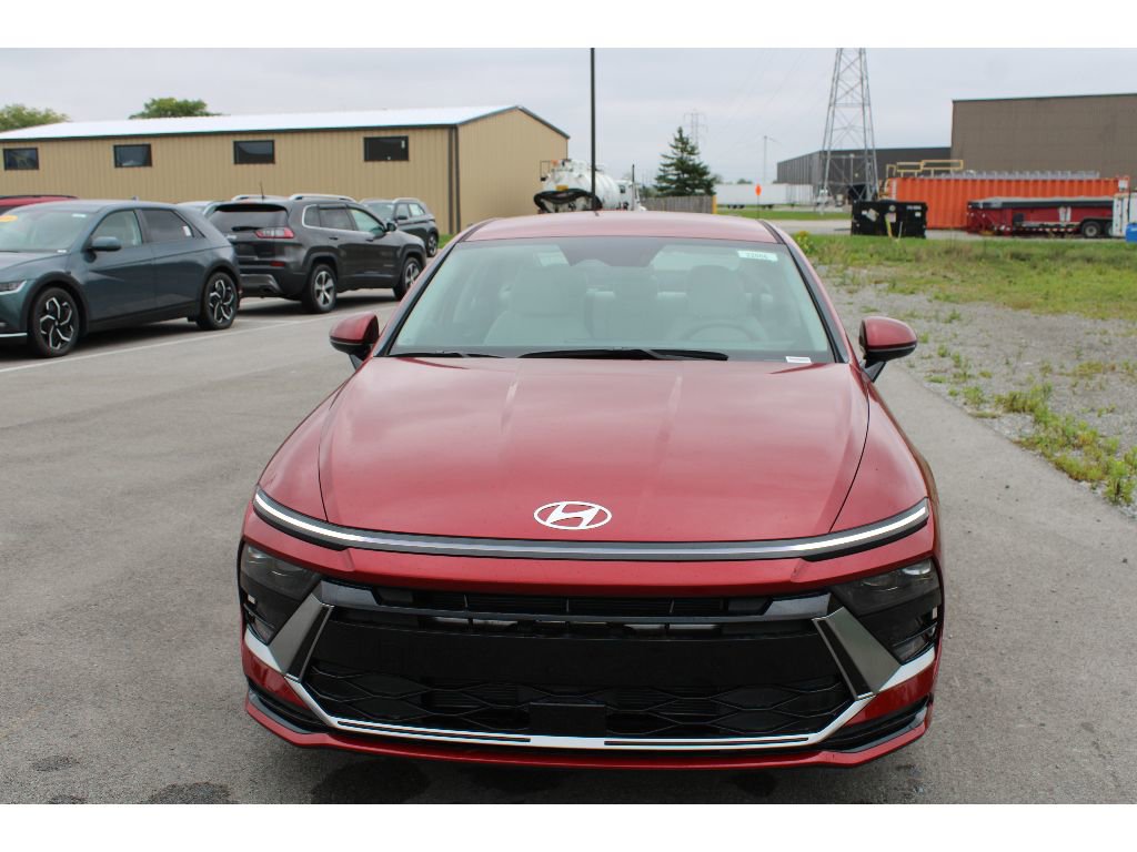 Used 2024 Hyundai Sonata SEL image 3
