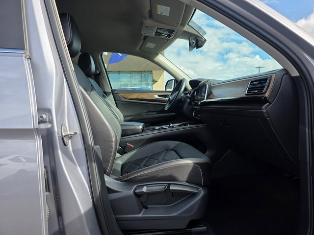 Used 2024 Volkswagen Atlas SE image 10