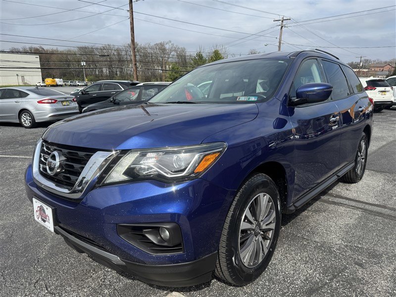 Used 2019 Nissan Pathfinder SV AWD/4WD image 4