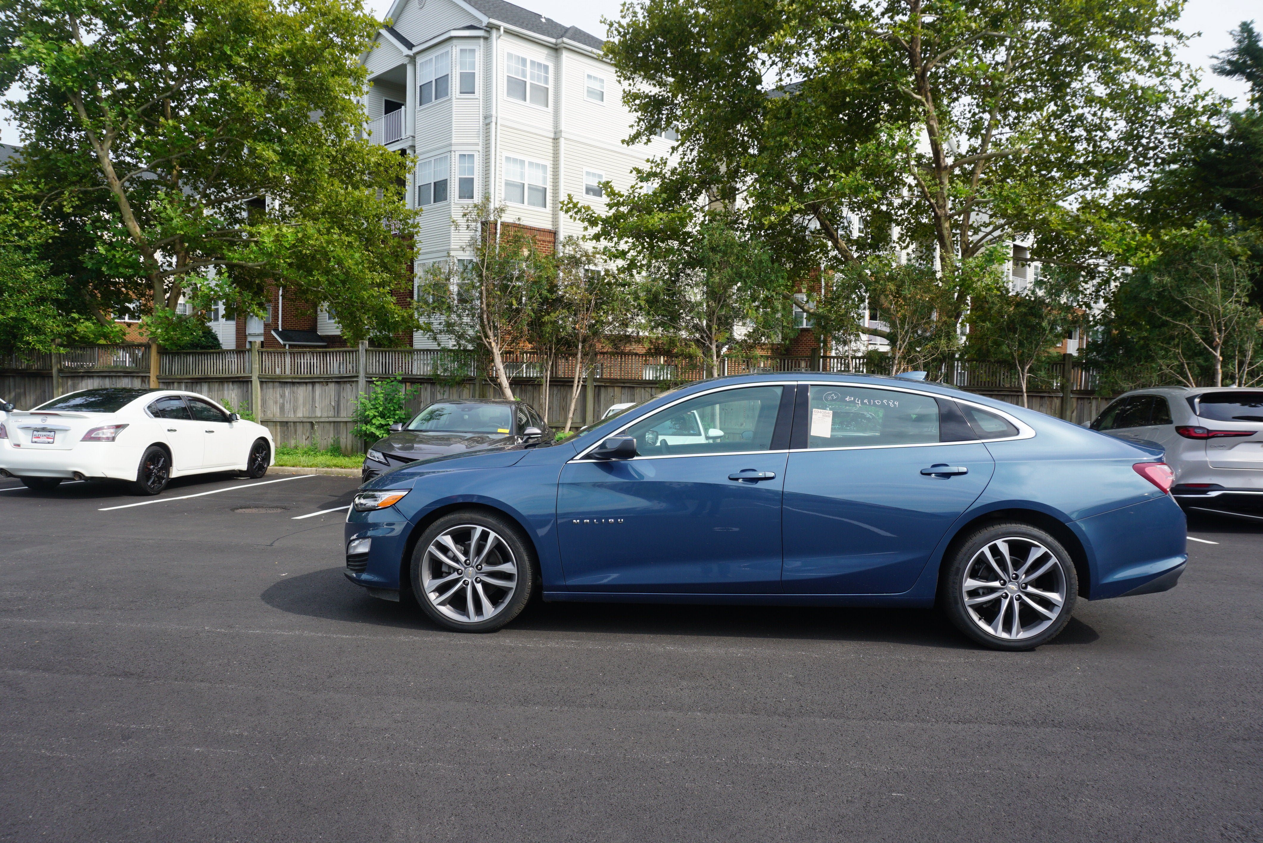 Used 2024 Chevrolet Malibu LT FWD image 5