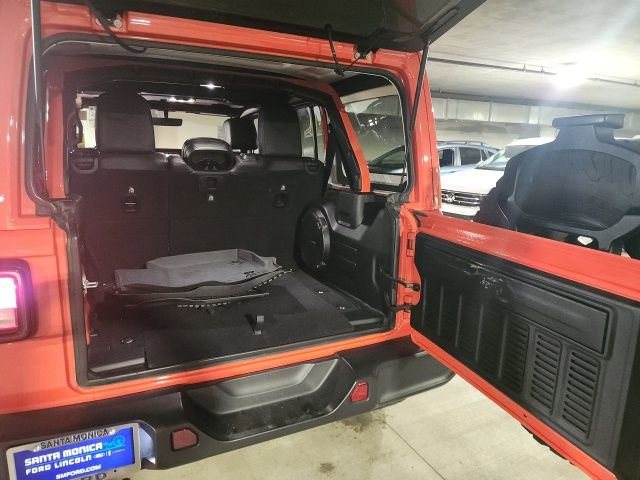 Used 2019 Jeep Wrangler Unlimited Rubicon image 9