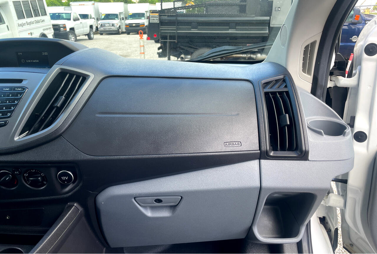 Used 2018 Ford Transit 350 XL image 30