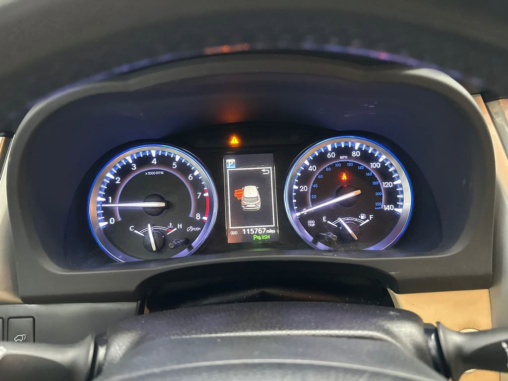 Used 2018 Toyota Highlander Limited Platinum AWD/4WD image 28
