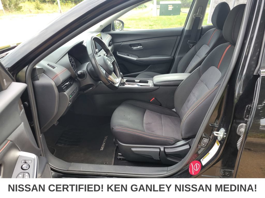 Certified 2025 Nissan Sentra SR FWD image 36