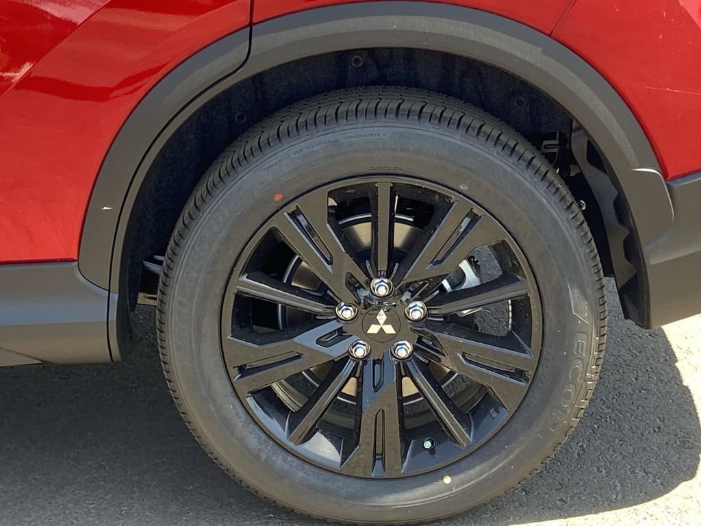 New 2026 Mitsubishi Eclipse Cross LE AWD/4WD image 28
