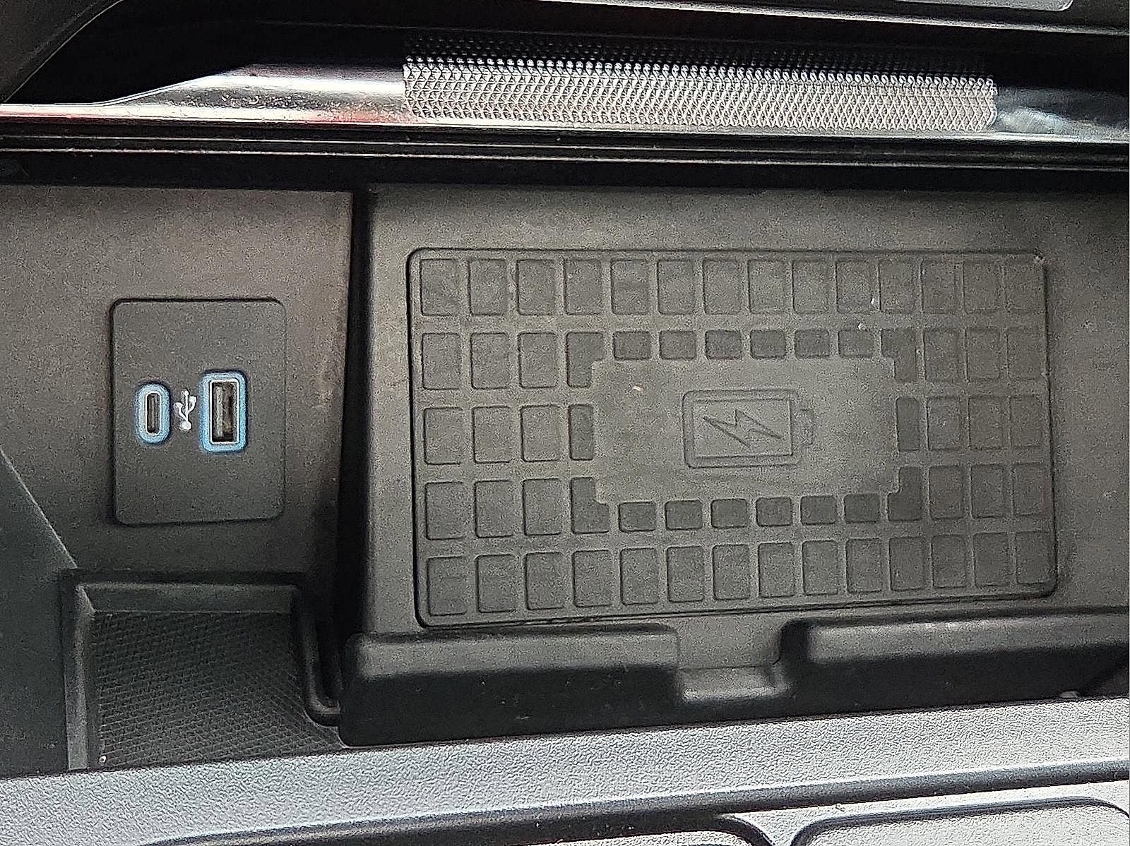 Used 2022 Ford F150 Platinum w/ Equipment Group 701A High image 17