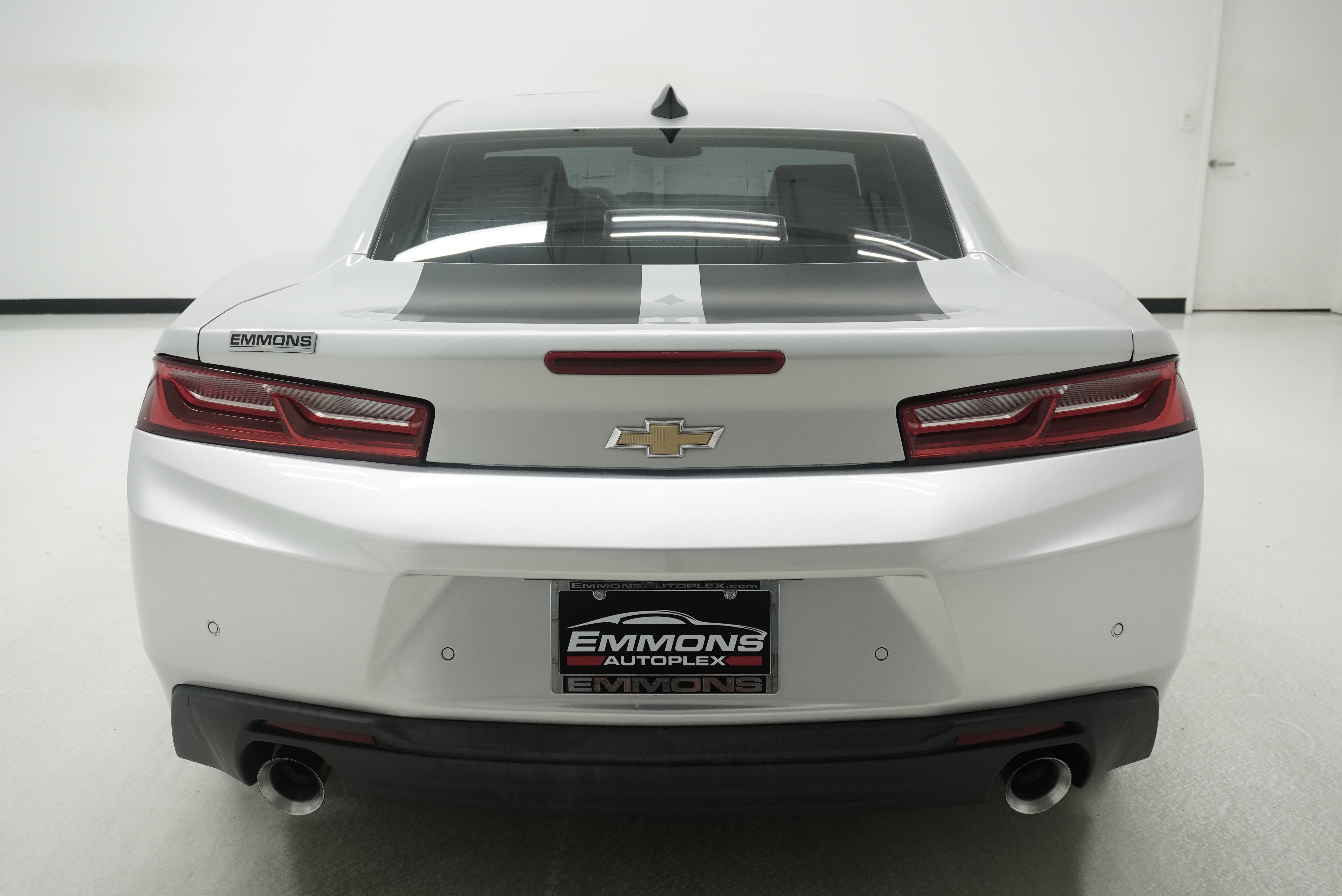 Used 2016 Chevrolet Camaro LT RWD image 5