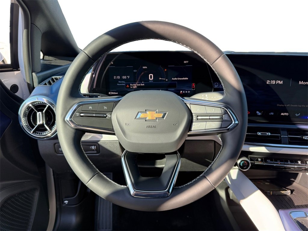 New 2026 Chevrolet Equinox EV LT image 12