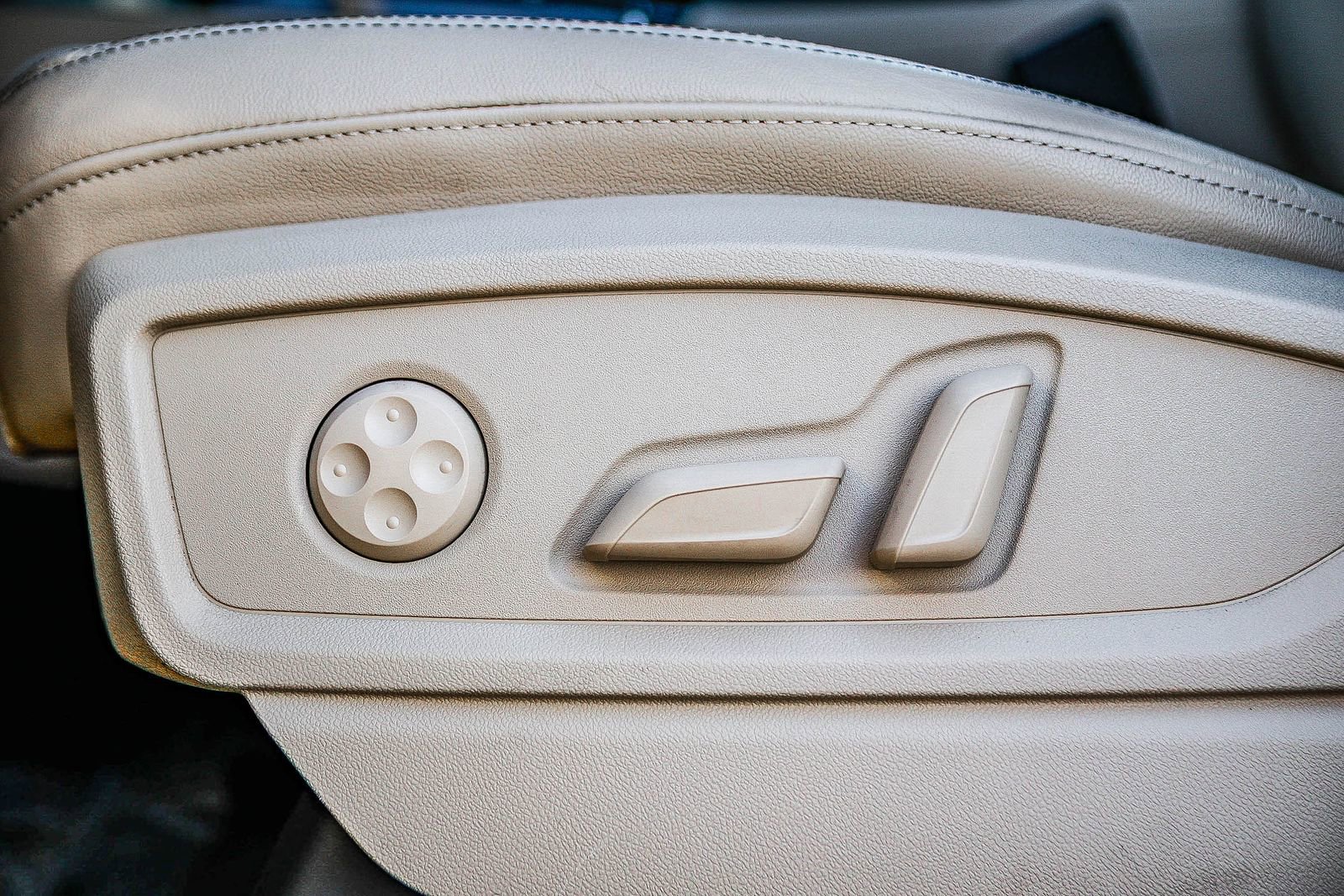 Certified 2023 Audi Q5 2.0T Premium w/ Convenience Package image 24