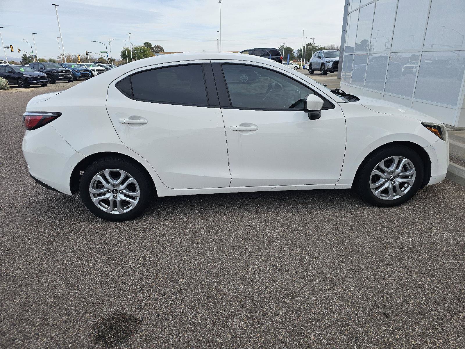 Used 2018 Toyota Yaris iA image 6